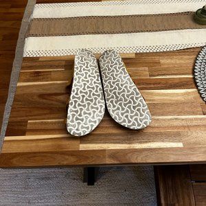 BIRKENSTOCK WOMEN'S MAYARI SOFT FOOTBED EU39 US8.5/9 Apricot Nubuck Leather